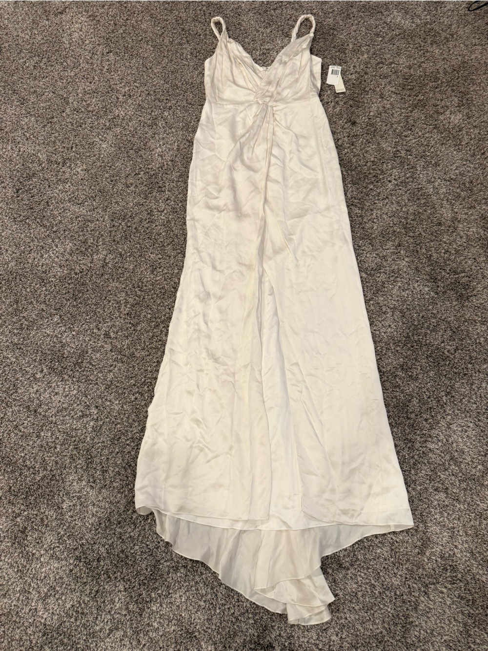 Badgley Mischka Collection 100% Silk One Shoulder Gown Off White Size 8 NWT